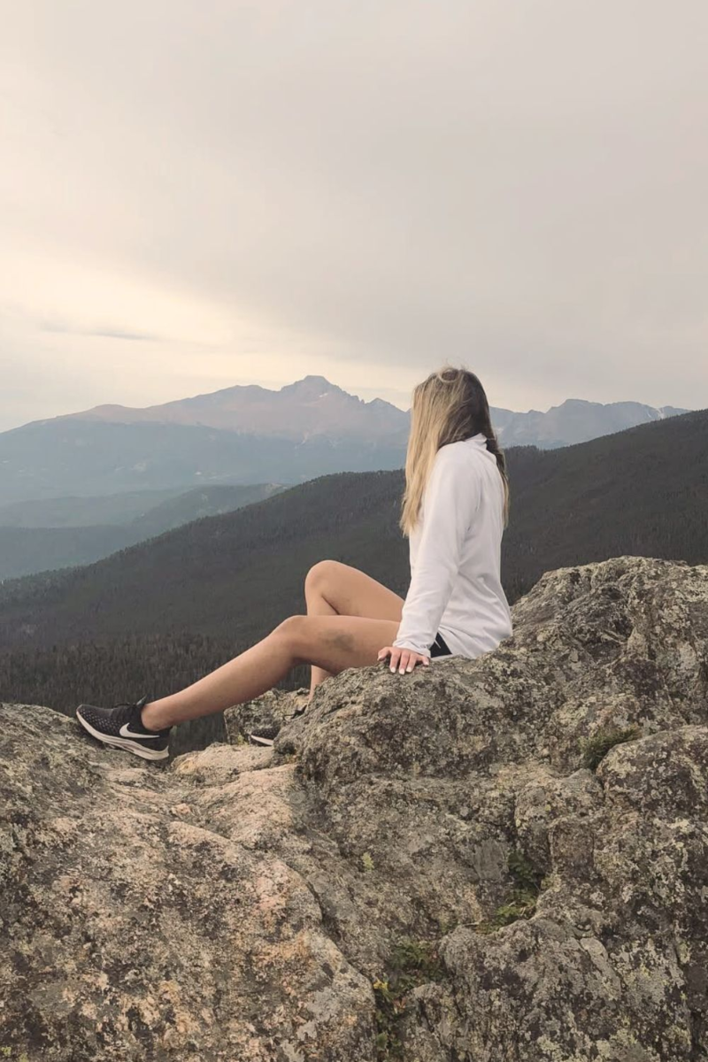 Photo representing a short story about anxiety and emotional healing.